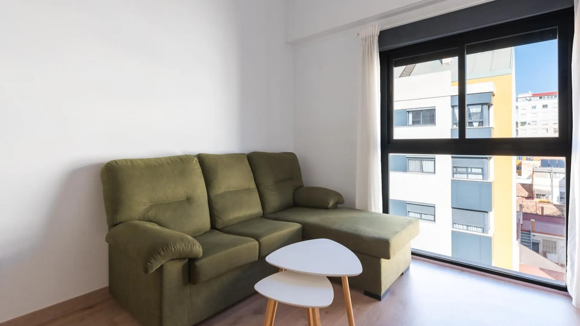 Wintowinrentals Comfort Stay In Màlaga Apartmán